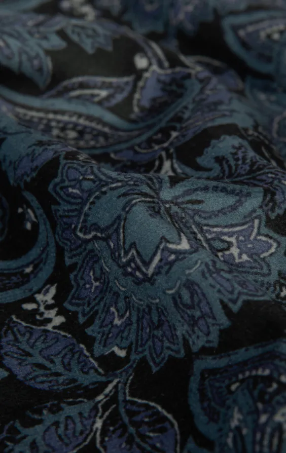 Blaue Smoking Jackett mit Paisley-Samtdruck und Steigendem Revers - photo 7 Blaue Smoking Jackett mit Paisley-Samtdruck und Steigendem Revers - photo 7