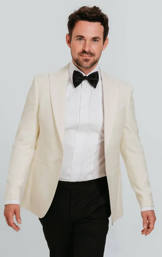Weißes Slim-Fit Smoking mit Steigendes Revers Weißes Slim-Fit Smoking mit Steigendes Revers
