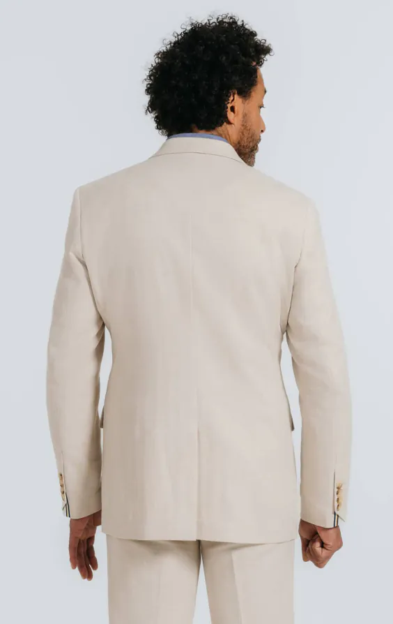 Haferflockenfarbene, zweireihige Anzugjacke aus Leinen mit Fischgrätenmuster und steigendem Revers - photo 1 Haferflockenfarbene, zweireihige Anzugjacke aus Leinen mit Fischgrätenmuster und steigendem Revers - photo 1