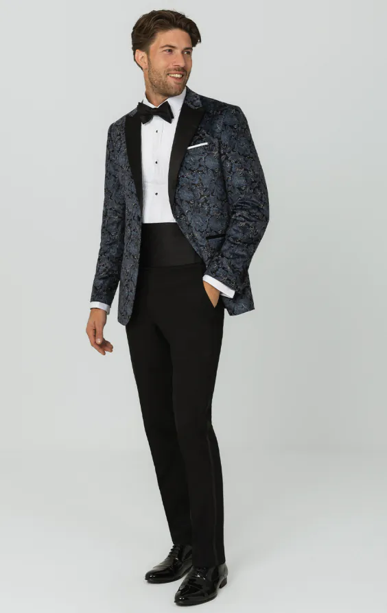 Blaue Smoking Jackett mit Paisley-Samtdruck und Steigendem Revers - photo 2 Blaue Smoking Jackett mit Paisley-Samtdruck und Steigendem Revers - photo 2
