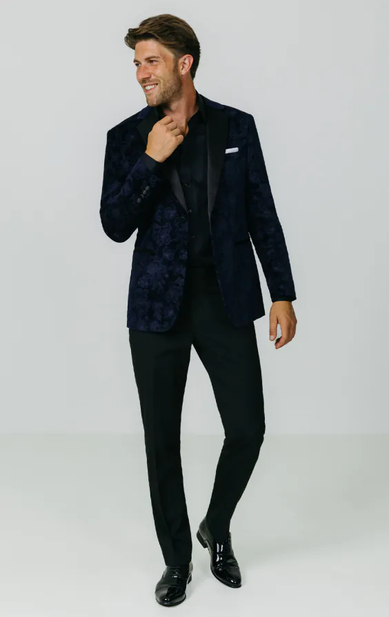 Marineblaue Jacquard-Samt-Smokingjacke mit Blumenmuster - photo 1 Marineblaue Jacquard-Samt-Smokingjacke mit Blumenmuster - photo 1