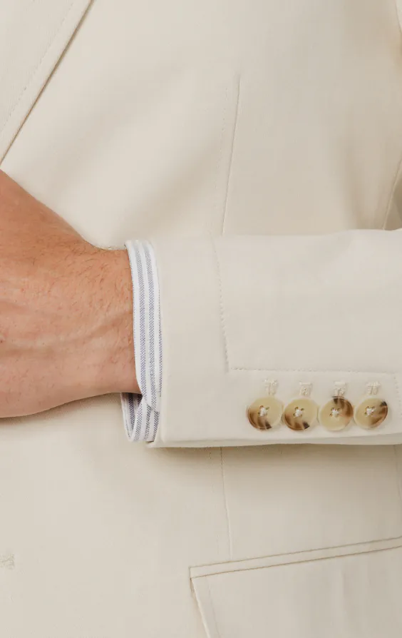 Cremefarbene Jacke aus Baumwoll-Twill - photo 2 Cremefarbene Jacke aus Baumwoll-Twill - photo 2