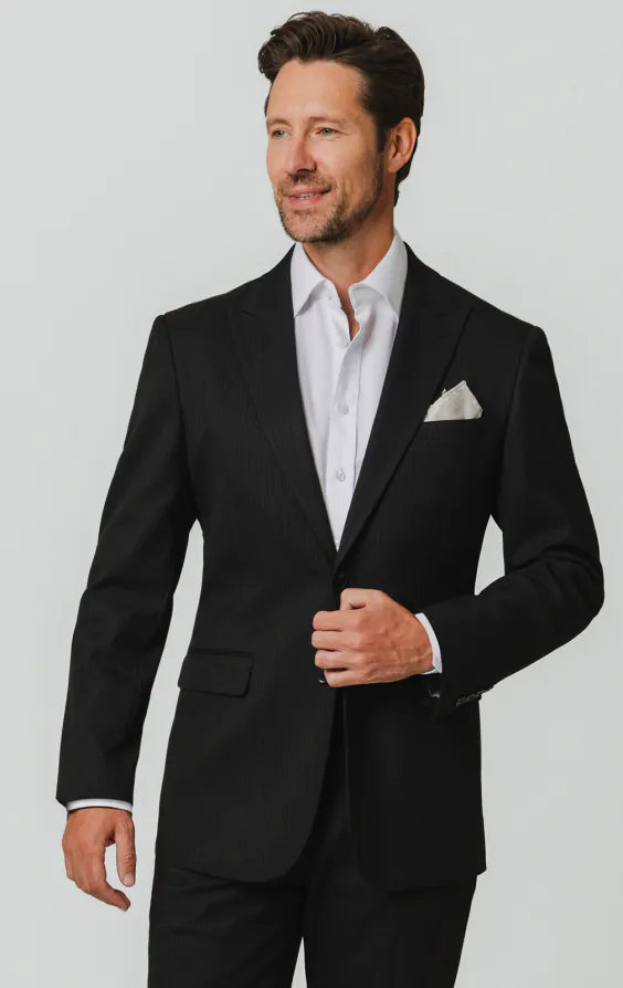 Schwarze Nadelstreifen-Anzugjacke Schwarze Nadelstreifen-Anzugjacke