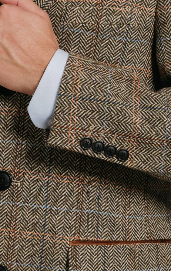 Braun und Blau karierter aus Tweed-Wollgemisch Mantel mit Samtfassungen - photo 4 Braun und Blau karierter aus Tweed-Wollgemisch Mantel mit Samtfassungen - photo 4