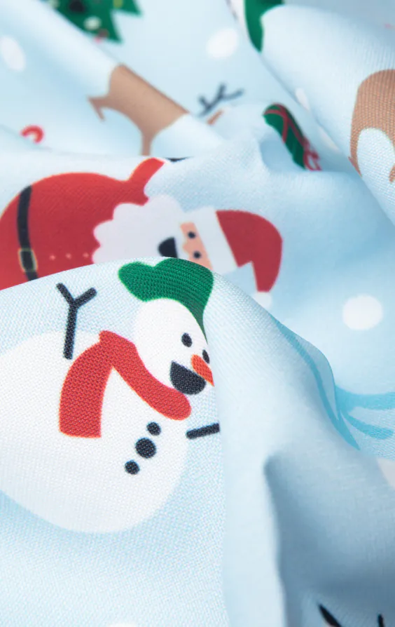 Festliche hellblaue schneebedeckte Weihnachtsweste - photo 3