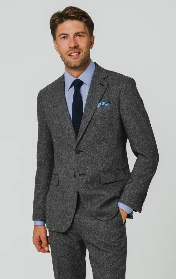 Grau Fischgrätenmuster Tweed Anzug Grau Fischgrätenmuster Tweed Anzug