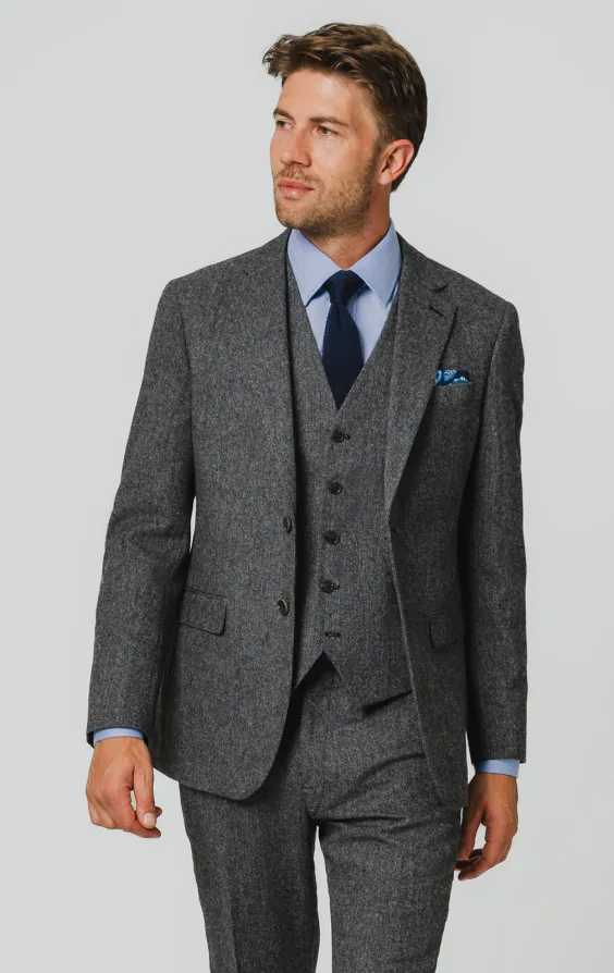 Grau Fischgrätenmuster Tweed 3-Teilig Anzug Grau Fischgrätenmuster Tweed 3-Teilig Anzug