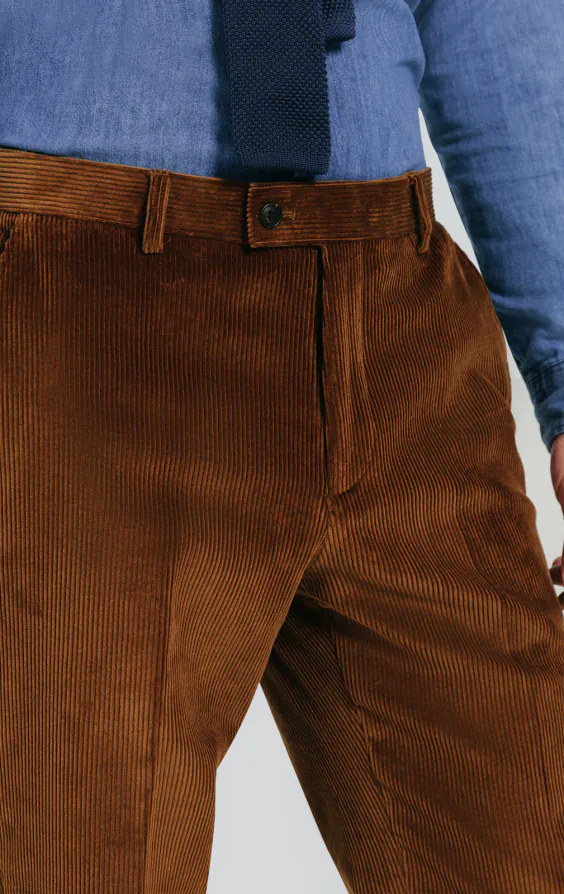 Mittelbraun Cordhose - photo 1 Mittelbraun Cordhose - photo 1