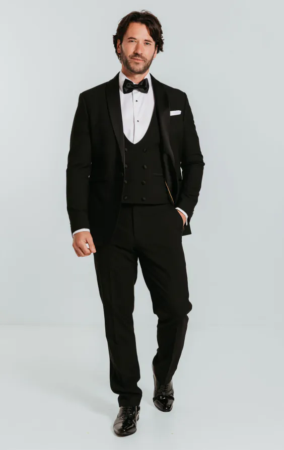 Schwarzer Slimfit Smoking mit Schalkragen, 3-Teilig - photo 1 Schwarzer Slimfit Smoking mit Schalkragen, 3-Teilig - photo 1