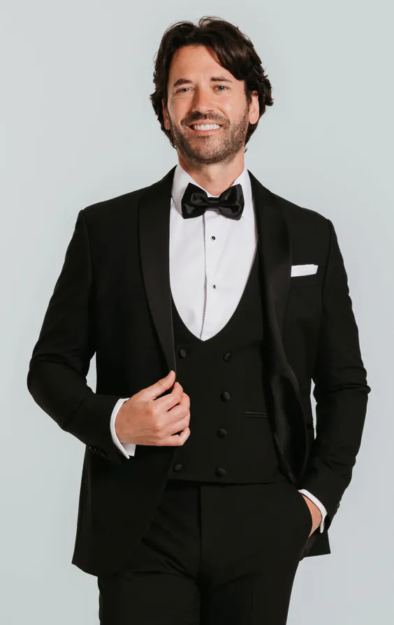Schwarzer Slimfit Smoking mit Schalkragen, 3-Teilig Schwarzer Slimfit Smoking mit Schalkragen, 3-Teilig