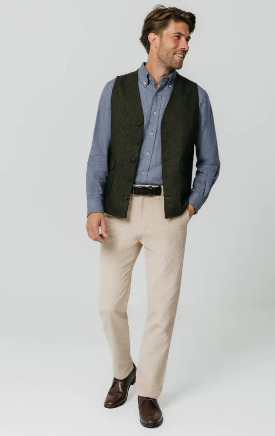 Grüne Tweed Weste mit Fischgrätmuster mit aufgesetzten Taschen - photo 1 Grüne Tweed Weste mit Fischgrätmuster mit aufgesetzten Taschen - photo 1