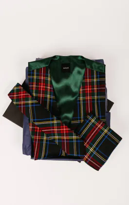 Klassisches Set mit grünem Tartan