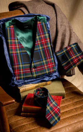 Klassisches Set mit grünem Tartan
