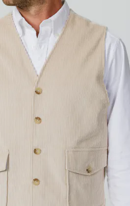 Beige Cordweste mit aufgesetzten Taschen